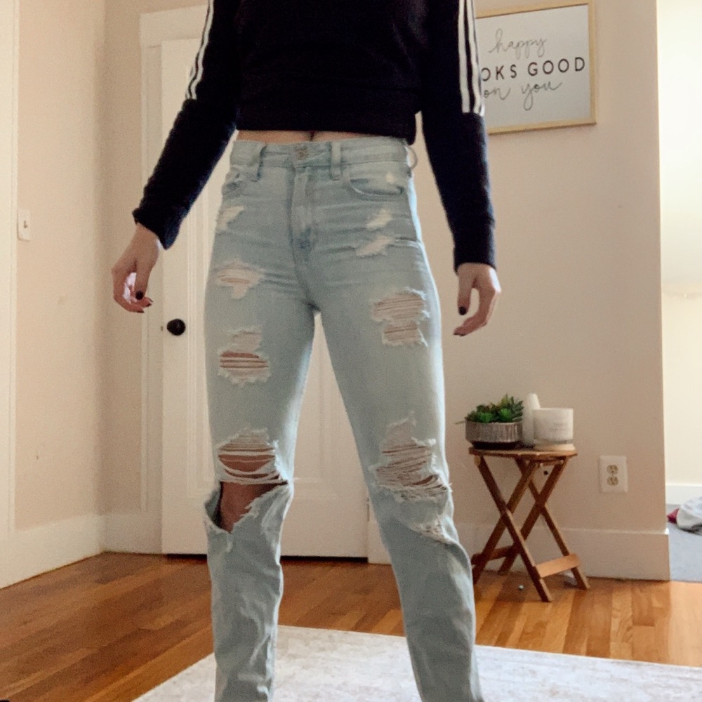 Hollister Light-wash ripped Jeans